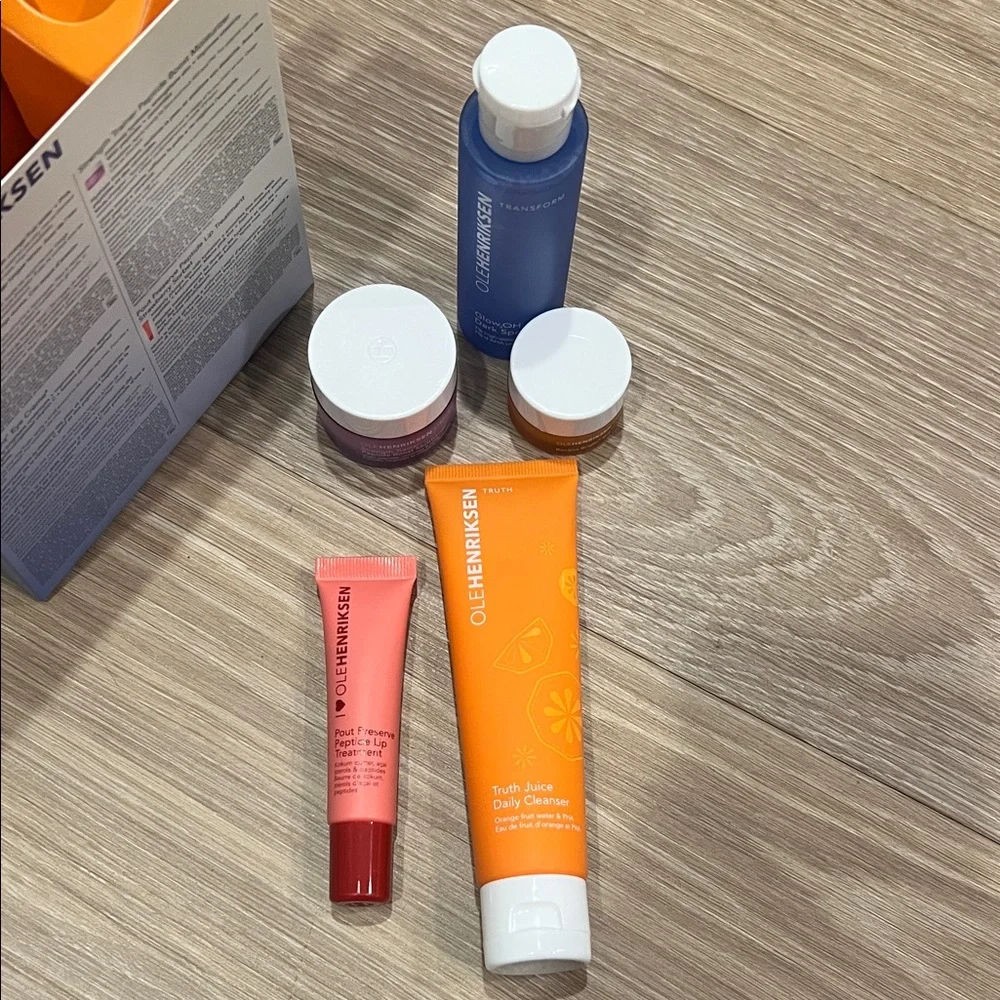 Ole Henriksen Skincare Essentials Set - Orange and Purple